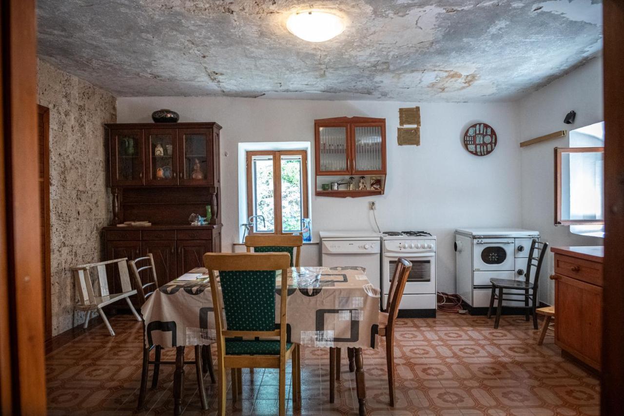 Guest House Gornji Ceklin Цетине Экстерьер фото