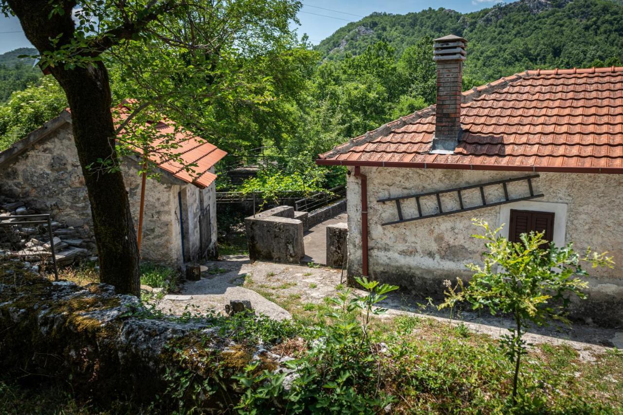 Guest House Gornji Ceklin Цетине Экстерьер фото